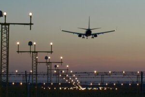 Aeroplane landing