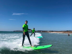 English & surfing course