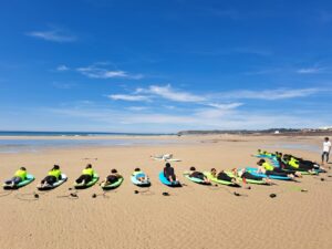 English & surfing course